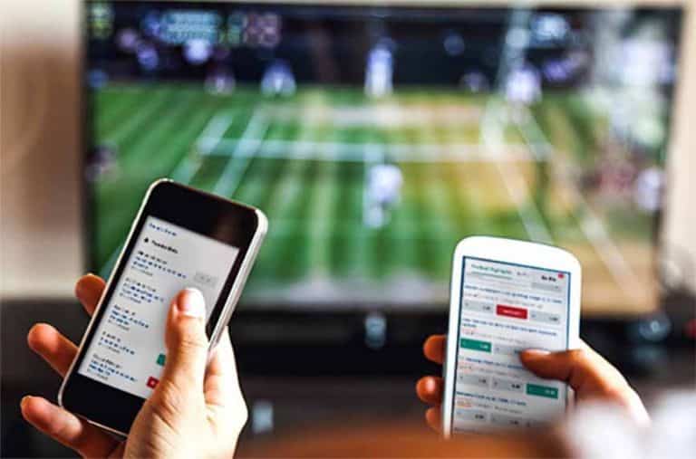 Top Five Advantages To Downloading A Mobile Sports Betting App