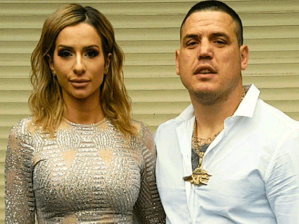 Stacey Hampton was engaged to Rebels bikie boss and Kicked Out Her Husband