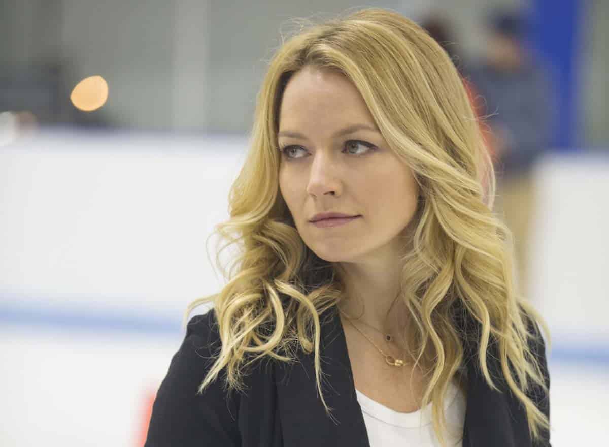 Becki Newton Measurements, Bio, Height, Weight, and More! - The Tiger News