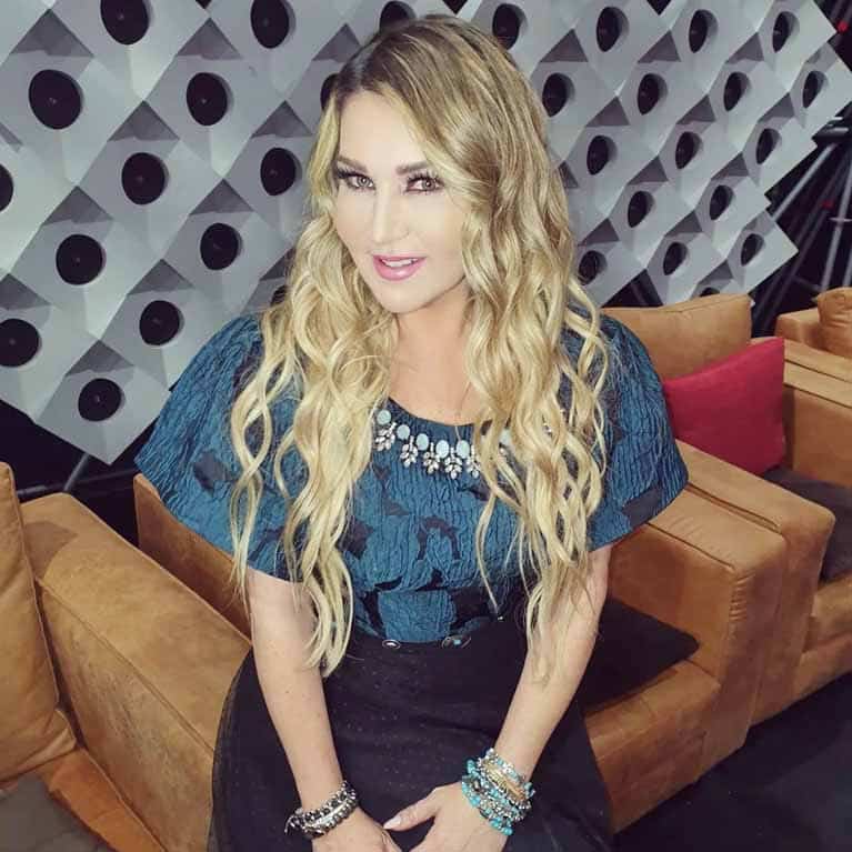 Alicia Villarreal hair color