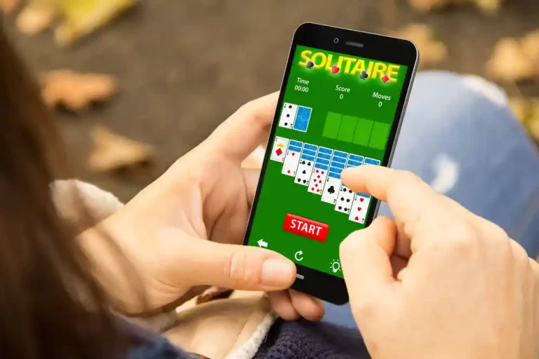 Paly Solitaire online