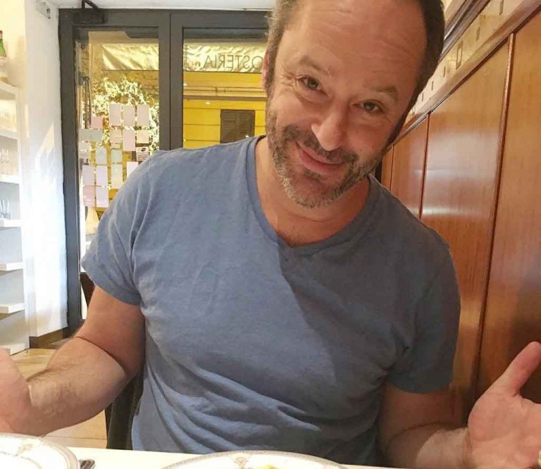 Gil Bellows