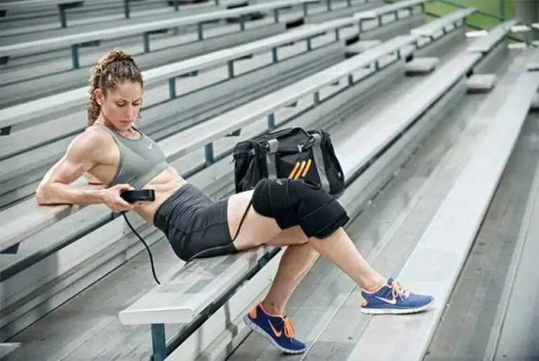 Here's How Cold Compression Systems Help You Recover From Injuries