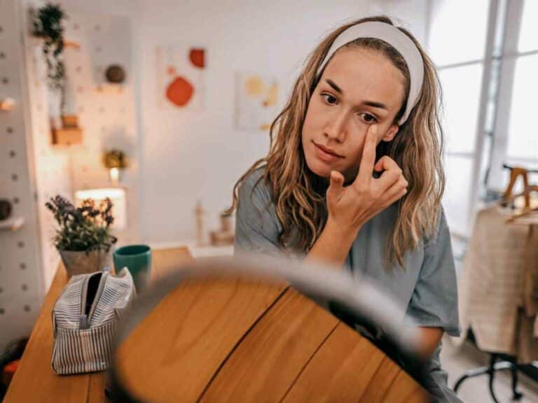 Choosing the Perfect Vitamin K Contouring Eye Cream