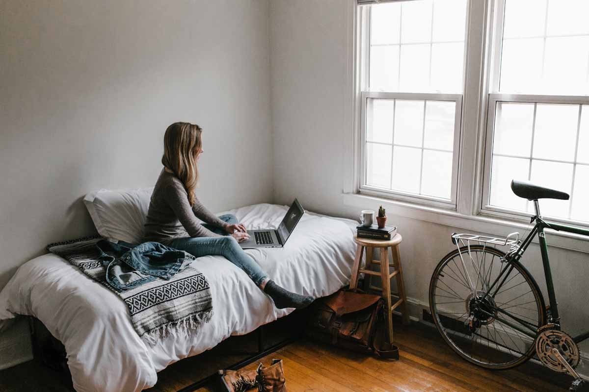 Right College Student Apartment