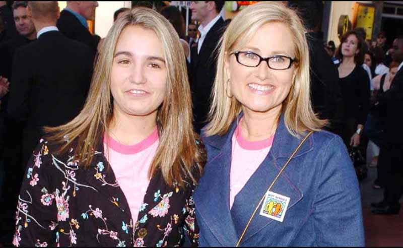 Get to Know Natalie Michelle Cummings: A Television Personality, Yoga Activist, and Actress 2 Natalie Michelle Cummings Net Worth