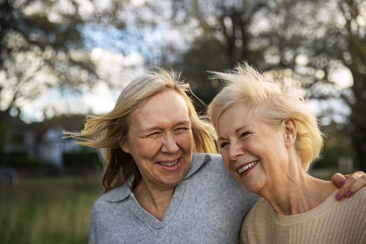 Side-Taped Incontinence Underwear for Adjustable Fit